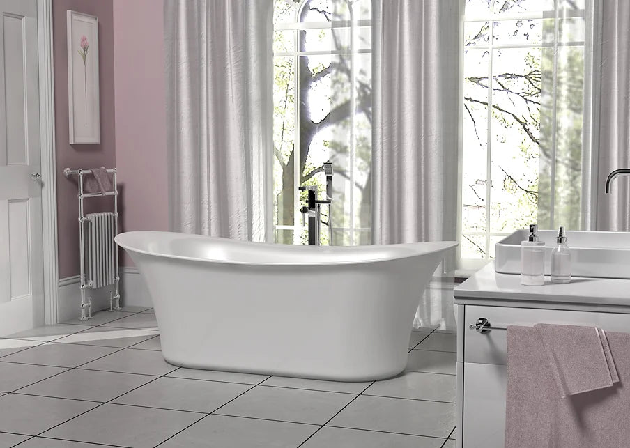 Winterberry Gloss White Freestanding Bath 1670 x 730mm