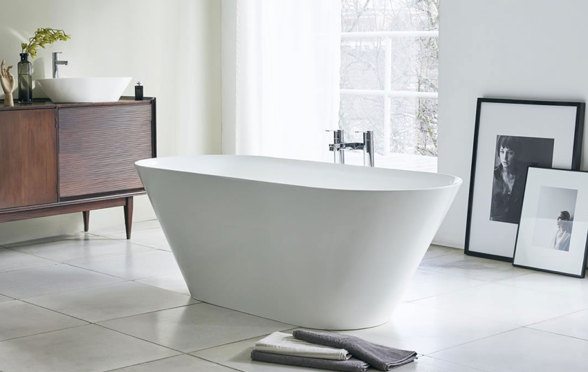 ClearWater Modern Sontuoso Clear Stone Freestanding Bath 1690 x 700mm