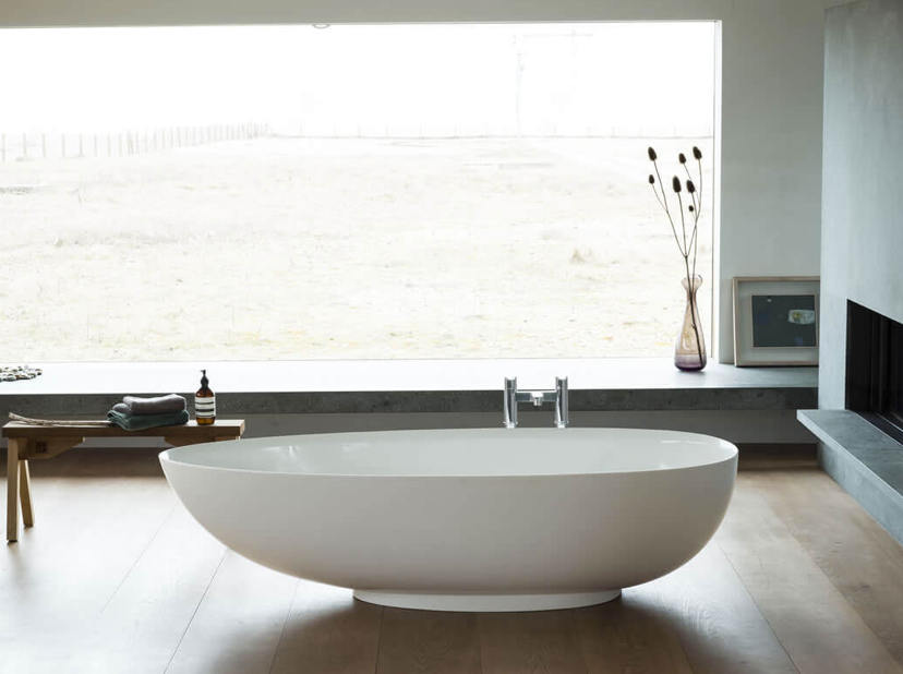 ClearWater Modern Teardrop Petite Clear Stone Freestanding Bath 1690 x 820mm