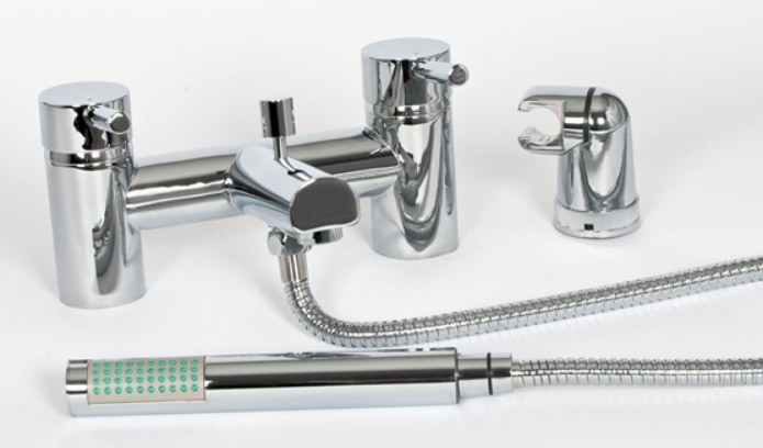 Tay Chrome Bath Shower Mixer and Shower Kit